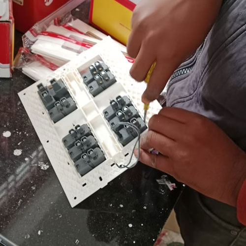 Akhilesh Electrician